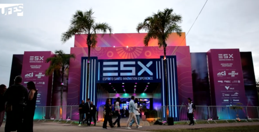 Foto da fachada do ESX 2026