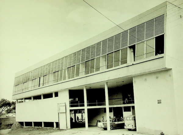 Escola de Engenharia, localizada no Bairro Itararé, Vitória – 1975