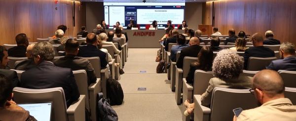 Foto do auditório onde aconteceu a Reunião Extraordinária do Conselho Pleno da Andifes.