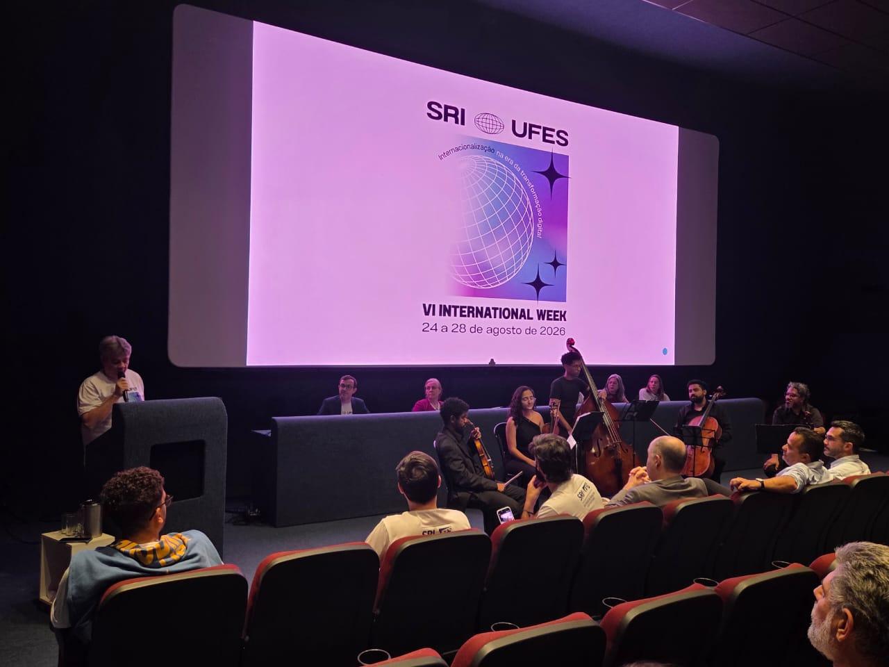 Foto da abertura do evento